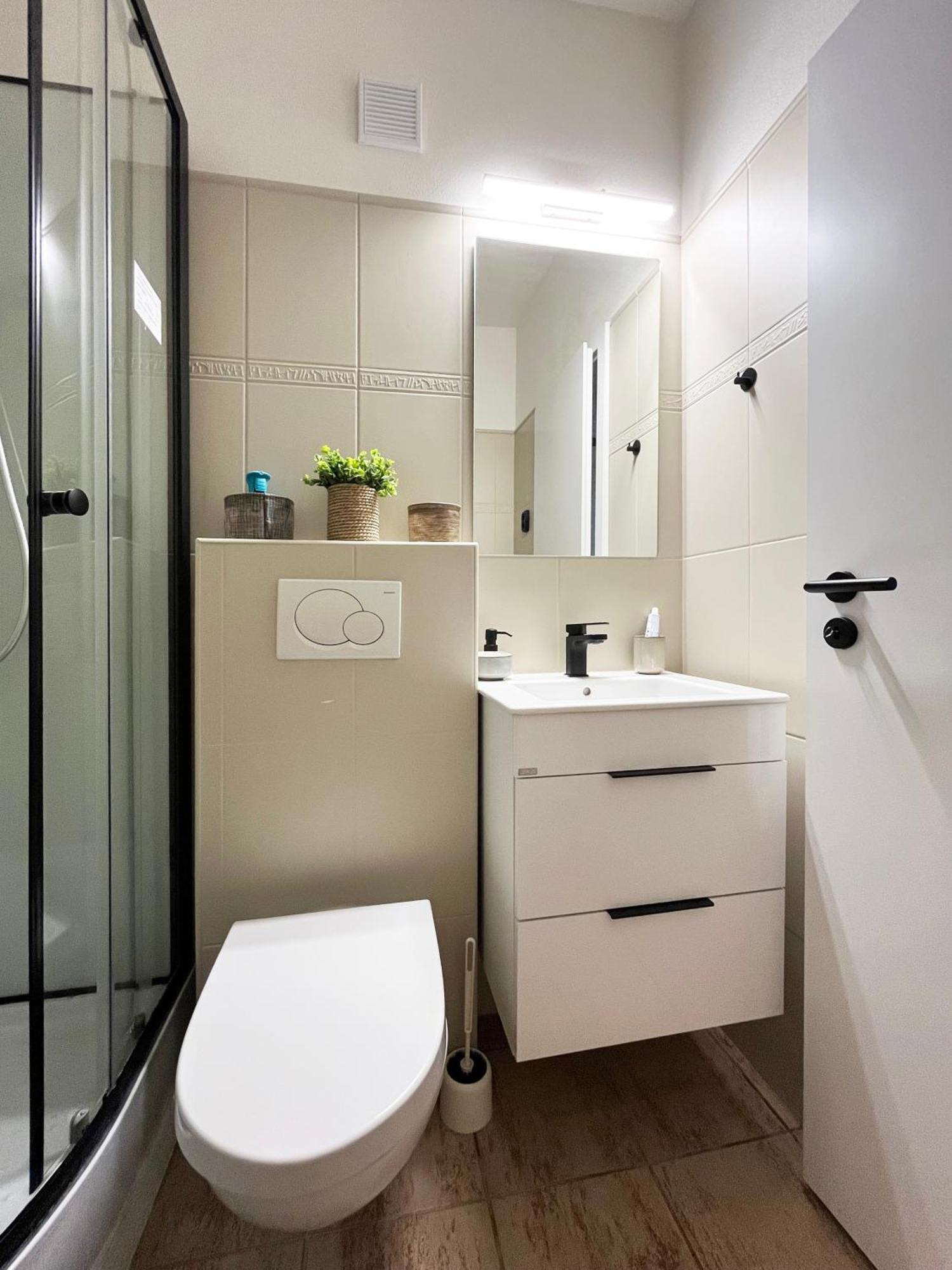 Appartamento New Cozy Studio, Ac & Free Private Parking *